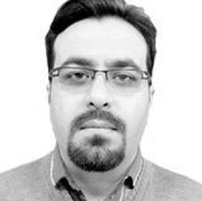 روح‌الله نخعی، روزنامه نگار، آزاد شد
