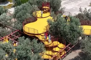 معماری این زمین بازی در شمال توجه‌برانگیز شد