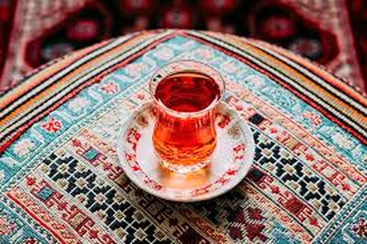 یک مرد کرجی رکورد خوردن چای را شکست