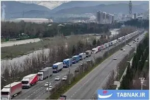 تصاویری از کمک بشردوستانه تاجیک‌ها به ایران