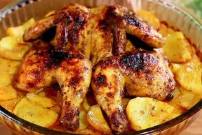 پخت یک غذای لذیذ با ران مرغ و سیب زمینی به روش سرآشپز مصری
