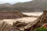 سیل، سد خاکی قشم را شکست 