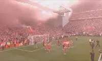 جشن جذاب قهرمانی لیورپولی‌ها در آنفیلد
