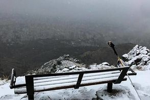 تصویر جذاب از بارش اولین برف پاییزی در تهران