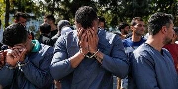 حمله وحشیانه اوباش قمه به دست به در تهران
