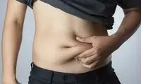 شکم تخت می‌خواهی، از این خوراکی‌ها دوری کن!