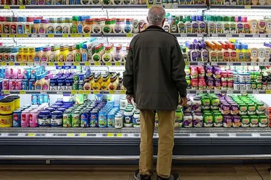 تاثیر زمخت جنگ بر حال و هوای سوپرمارکت‌های تهران