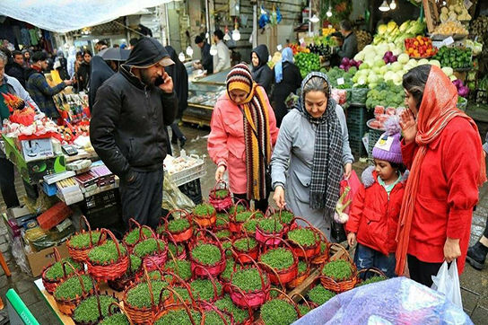 شهر و شب منتظر نوروز است، رقصِ هفت‌سین و گُل