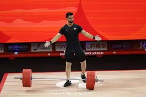 عالی‌پور با رکوردشکنی به مدال طلا رسید
