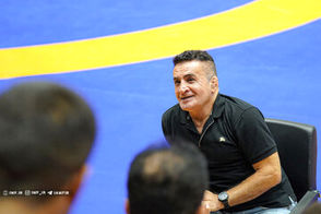 پیام جنجالی محمد بنا برای سرمربی پرسپولیس