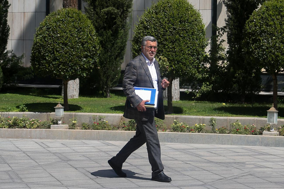 ظفرقندی: گرانی درمان در بخش دولتی واقعیت خارجی ندارد !
