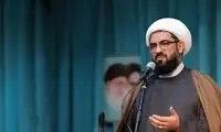 صف اول نماز جمعه، معیار ارزیابی باشد!