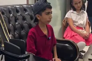 دعوا بر سر خوانندگی پسرک اهل ارومیه‌ بالا گرفت!