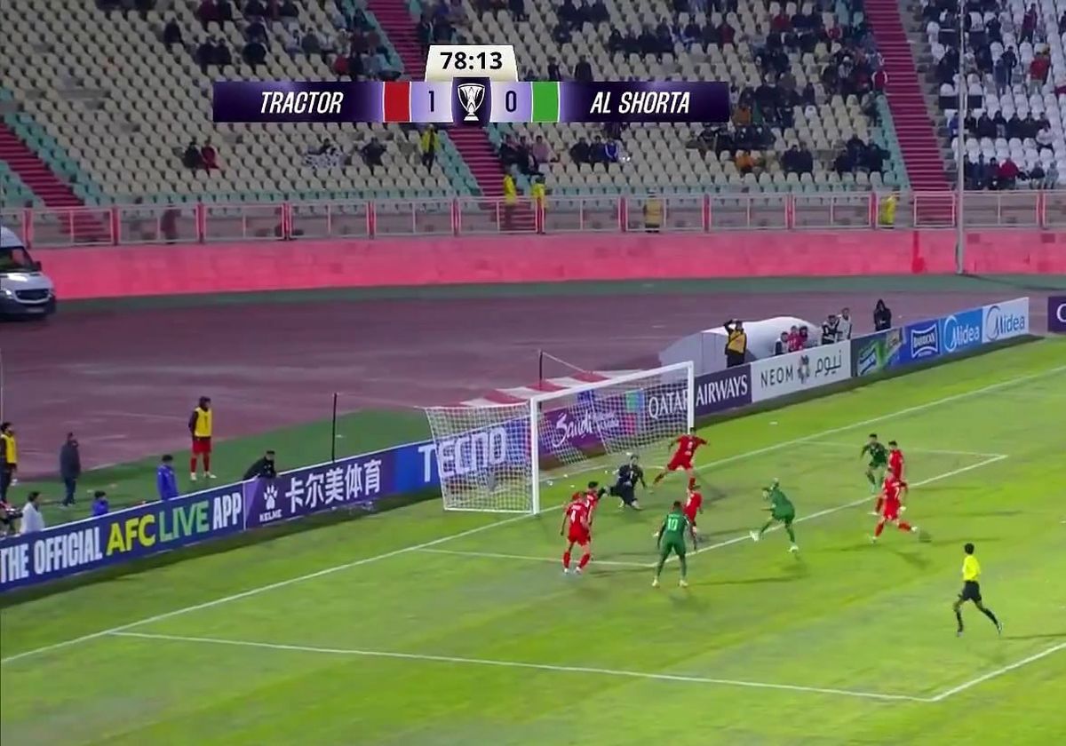 تکل استثنایی شجاع به داد تراکتور رسید