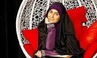 استایل مجری زن صدا و سیما روی موتورسیکلت
