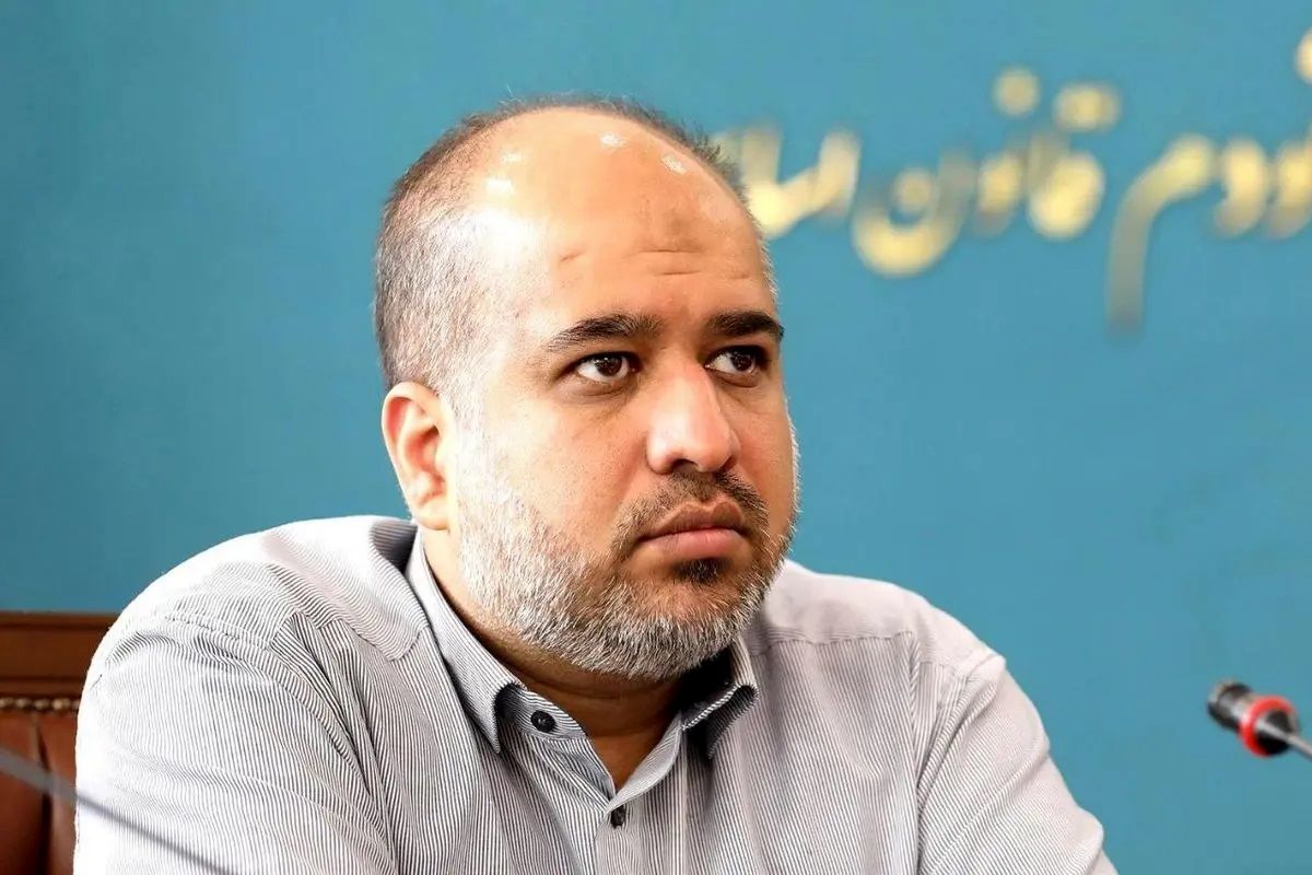 خضریان: آقایان به گونهای بخورید که خفه نشوید
