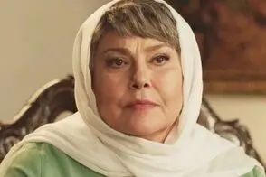 ذوق‌زدگی شدید مهرانه مهین ترابی در جشن تولد 69‌سالگی‌اش
