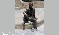 کفش لنگه به لنگه برای هنرمند مشهور ایرانی!
