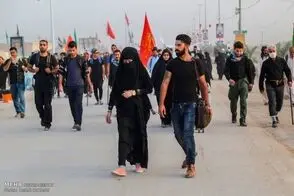 یک موکب در عراق به زائران آیفون ۱۷ صلواتی داد!