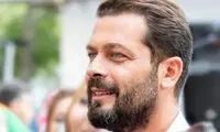 سلفی لاکچری پژمان بازغی با دخترش نفس