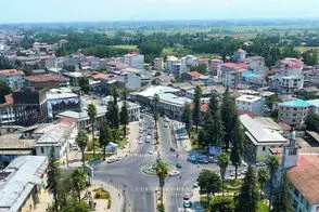 درختان رودسر تبدیل به بند رخت مسافران شدند!