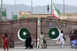 حمله انتحاری به ساختمان گمرک پاکستان در نزدیکی مرز ایران