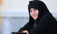 عکس متفاوت جمیله علم‌الهدی در یک اجلاس 