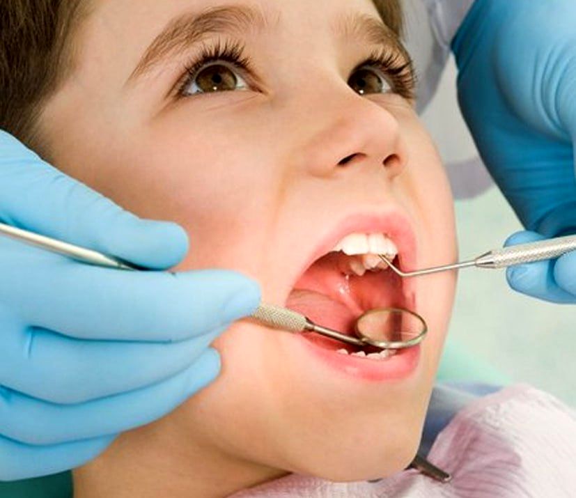 خدمات رایگان دندانپزشکی برای دانش‌آموزان 