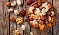 خواص فوق‌العاده این آجیل برای سلامت روده