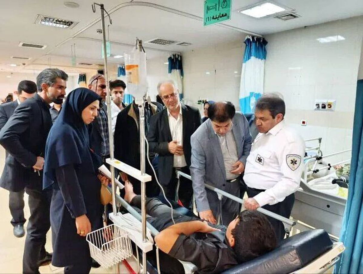   مسمومیت عجیب ۵۰ نفر در یک تالار عروسی 
