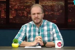 واکنش مجری پاورقی به دست دادن فغانی با ترامپ