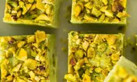 طرز تهیه حلوای پسته ارومیه با مواد اولیه ساده