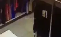 ببینید: سرقت موبایل در کسری از ثانیه!