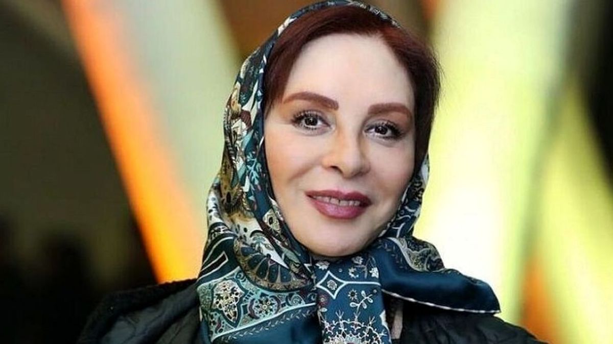   افسانه بایگان با استایل جدیدش نگاه‌ها را جذبِ خود کرد 