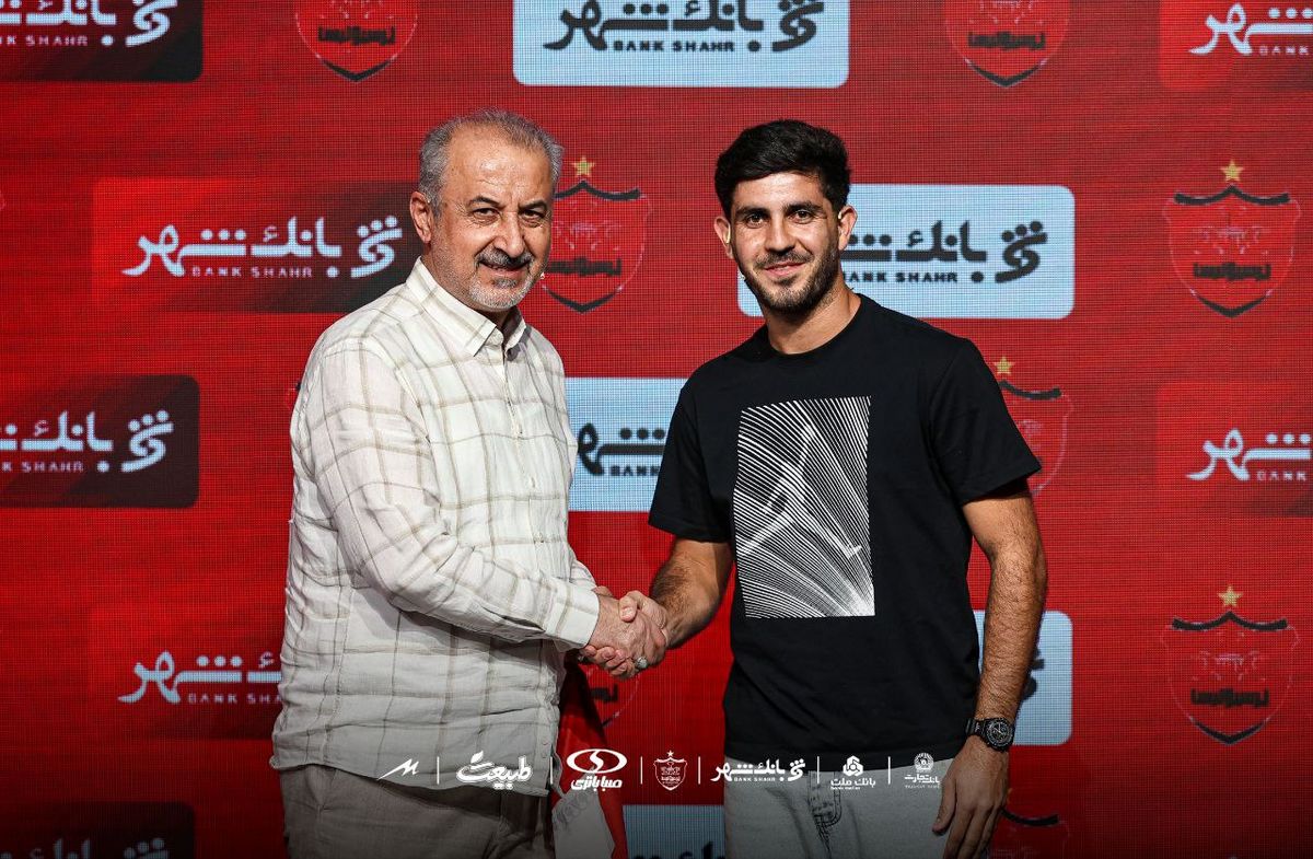   تیکه سنگین مملی پرسپولیسی‌ها به قهرمانی استقلال 