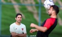 هدیه وحید هاشمیان به پرسپولیسی‌ها