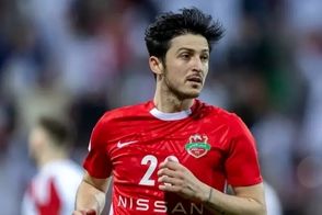 سردار آزمون برای ستاره والیبال دست به دعا شد