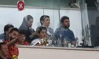 یک زن، تماشاگر بازی پرسپولیس - شهرخودرو