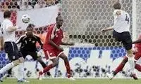 غش کردن کارشناس معروف فوتبال در برنامه زنده!