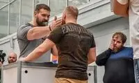 صحنه‌ای از مسابقه چک‌زنی؛ کشیده آبدار در گوش حریف