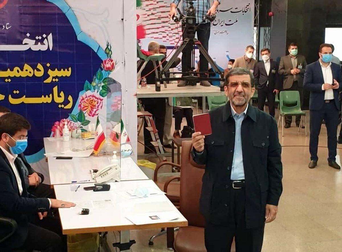   ضرغامی رسما قید ریاست‌جمهوری را زد 