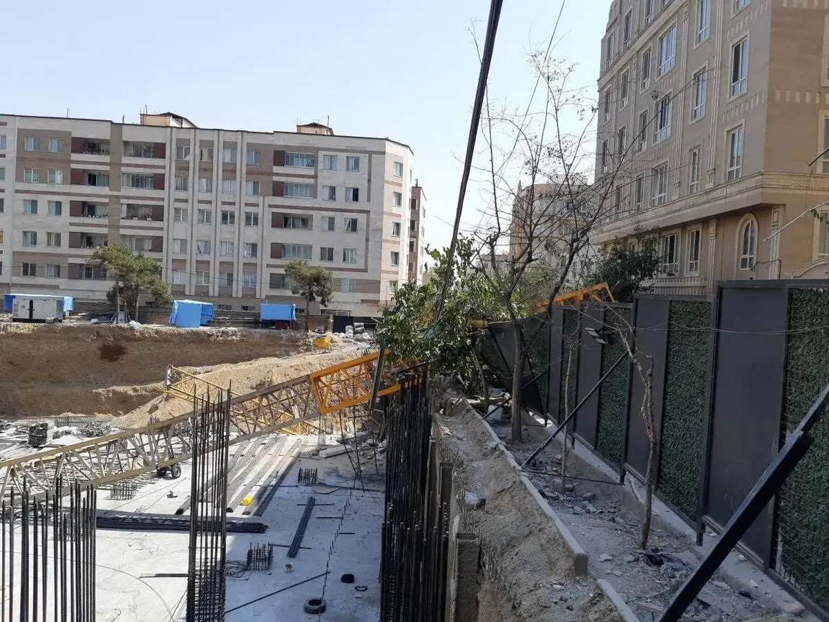 ویدئویی از سقوط جرثقیل در مرزداران