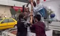 اقدام مورد توجه در لحظات طوفانی چهارراه ولیعصر