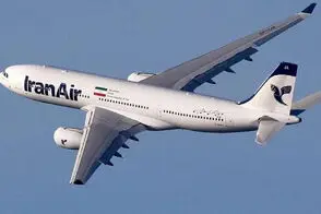 مسافران شیشه هواپیما را به دفتر یادگاری تبدیل کردند!