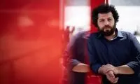 ژست متفاوت نوید محمدزاده و معادی در فرانسه