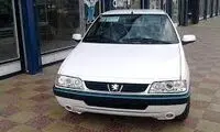حرکت ترسناک راننده پژو ۴۰۵ در خیابان 