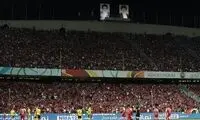 حرکت زشت چند هوادار پرسپولیس در ورزشگاه آزادی
