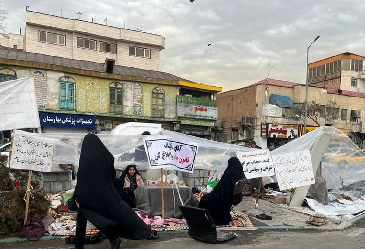 چه کسانی متحصنین حجاب را سر کار گذاشتند؟