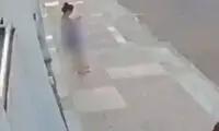 جانانه‌ترین شکل مبارزه با موبایل‌دزدها را ببینید!