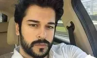 آقای بازیگر با این تیپ ساحلی حسابی کولاک کرد